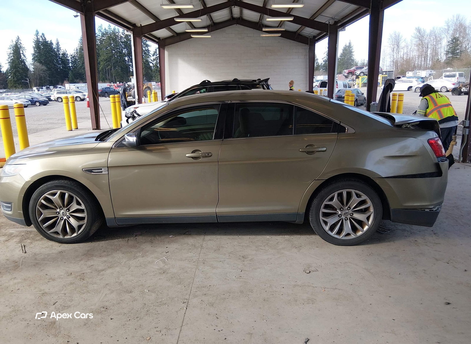 Ford Taurus 2013
