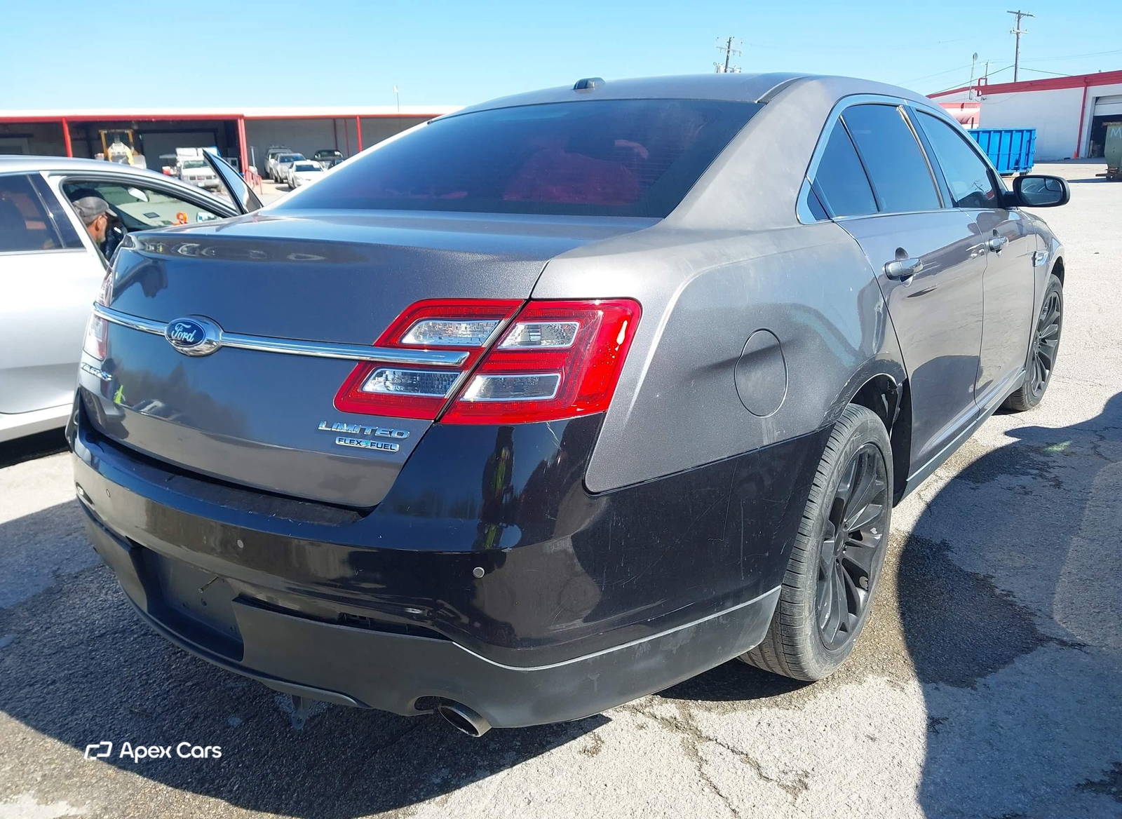 Ford Taurus 2014