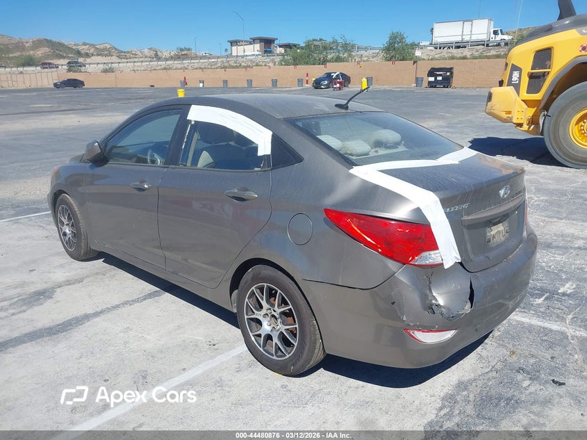 Hyundai Accent 2013