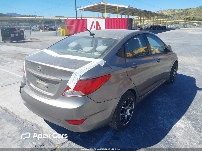 Hyundai Accent 2013