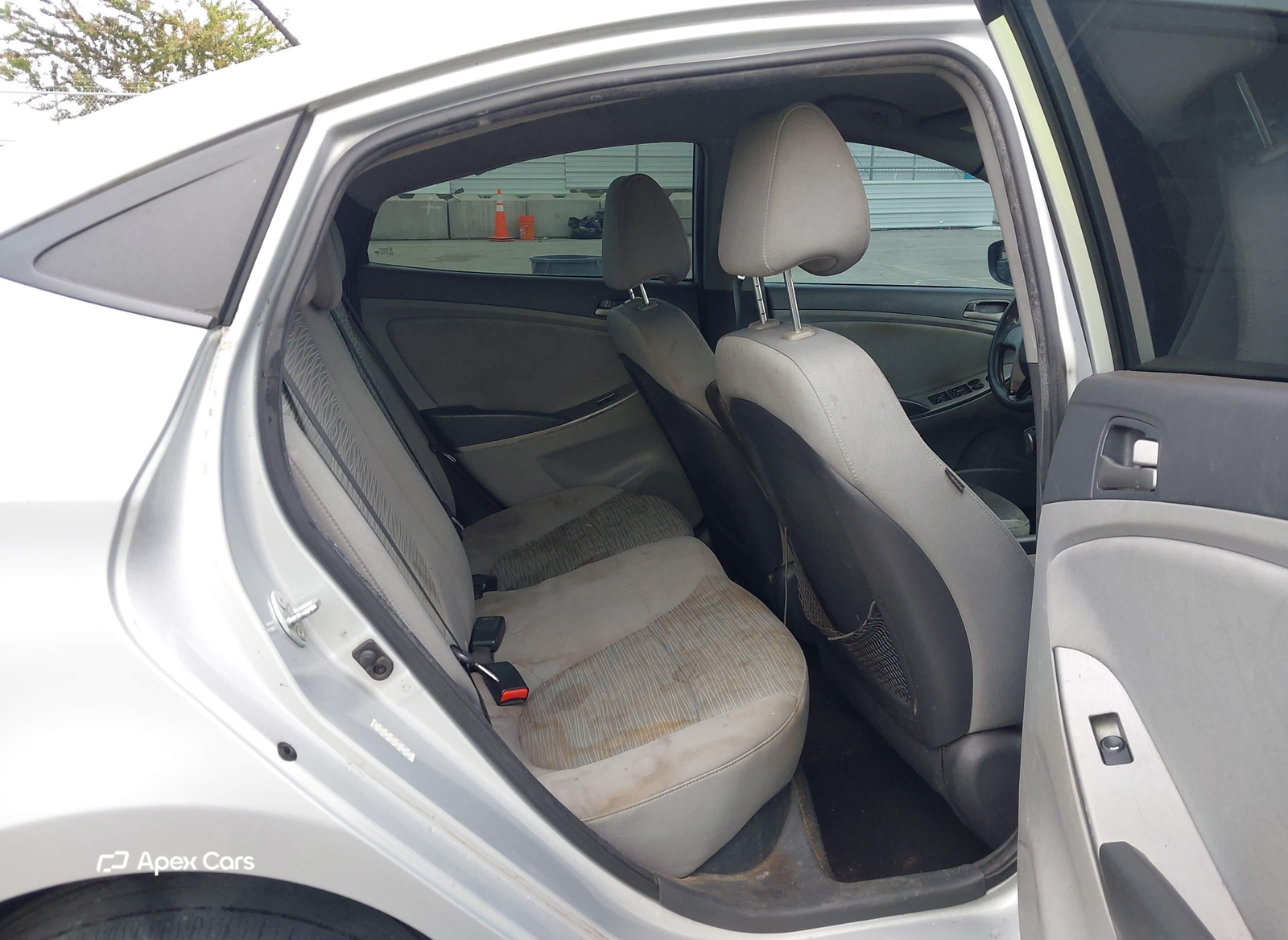 Hyundai Accent 2015