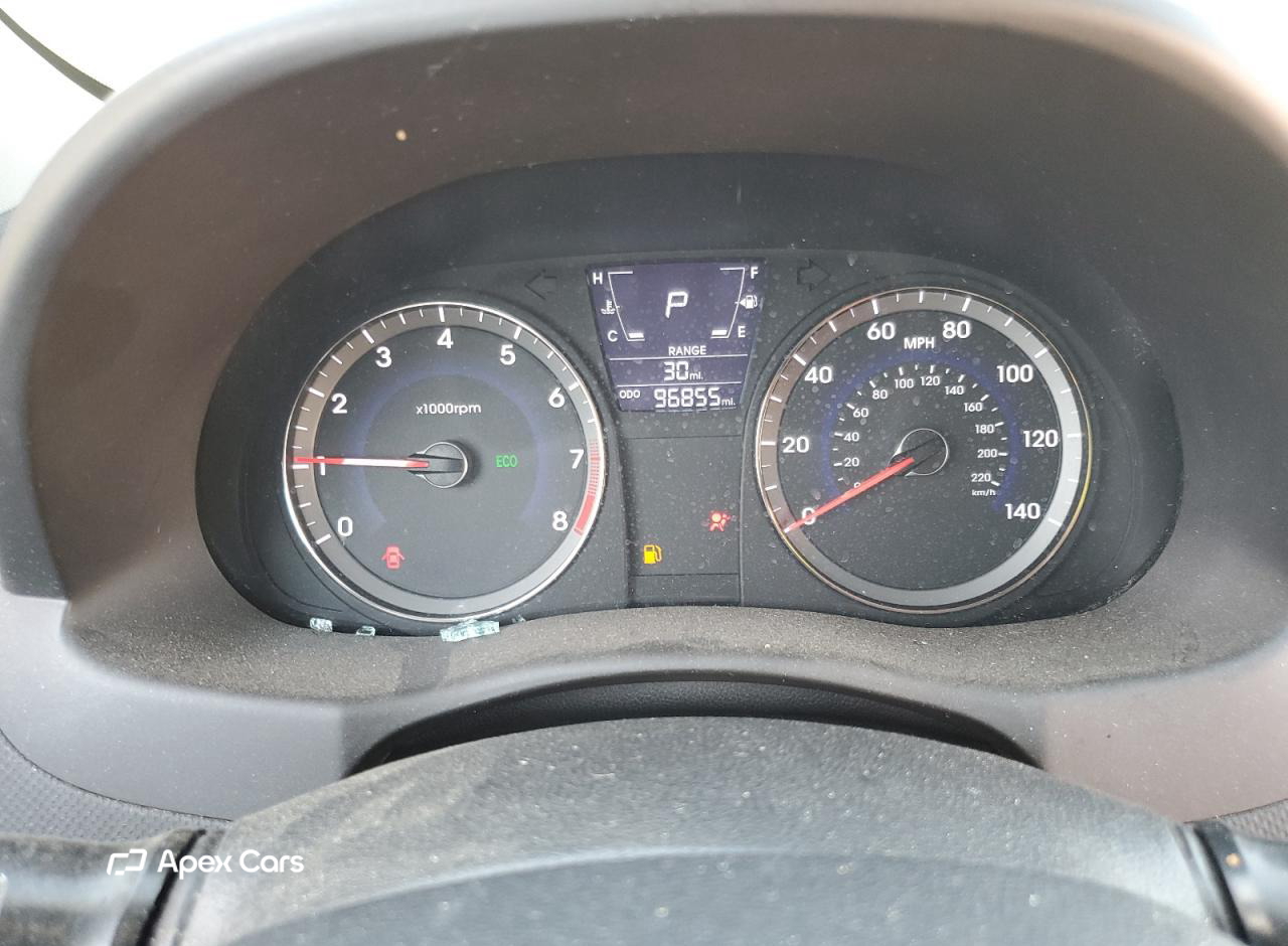 Hyundai Accent 2012