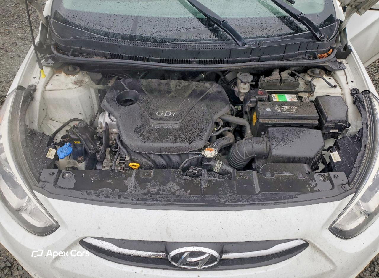 Hyundai Accent 2015