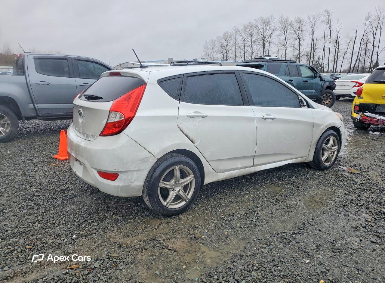 Hyundai Accent 2015