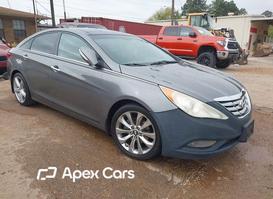 Hyundai Sonata 2013 - Image 1 of 13