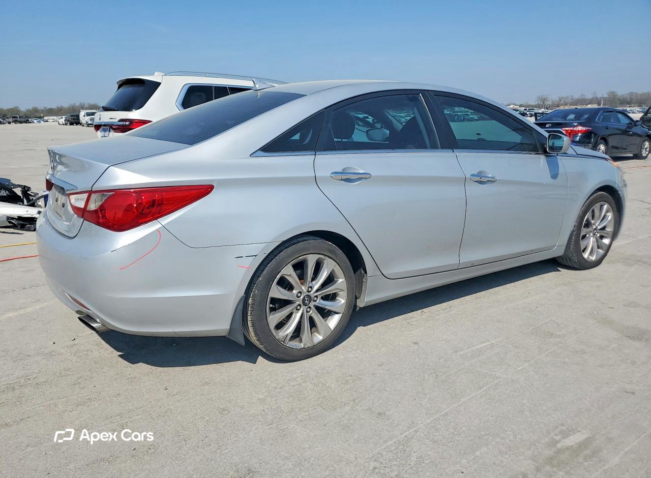 Hyundai Sonata 2011