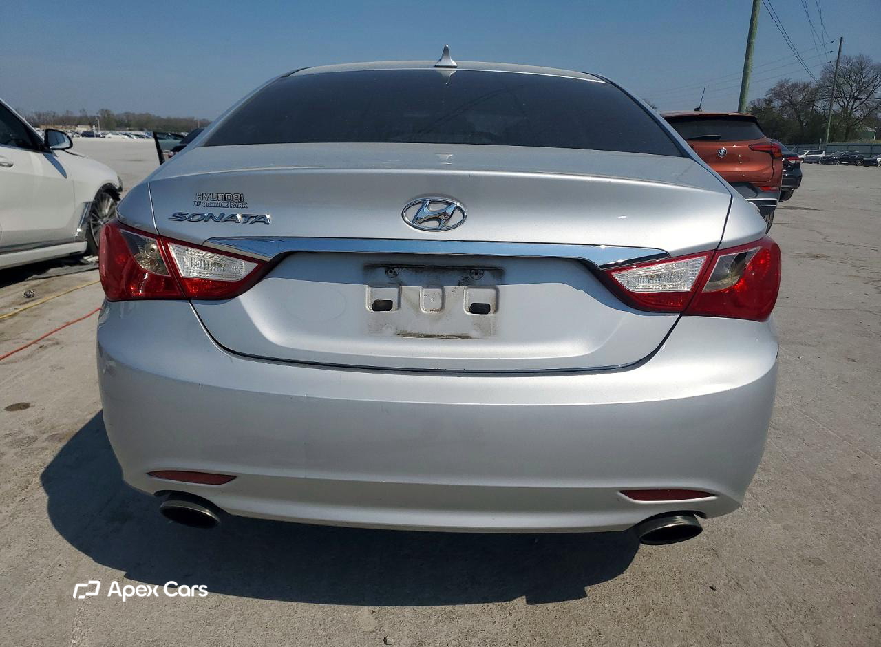 Hyundai Sonata 2011