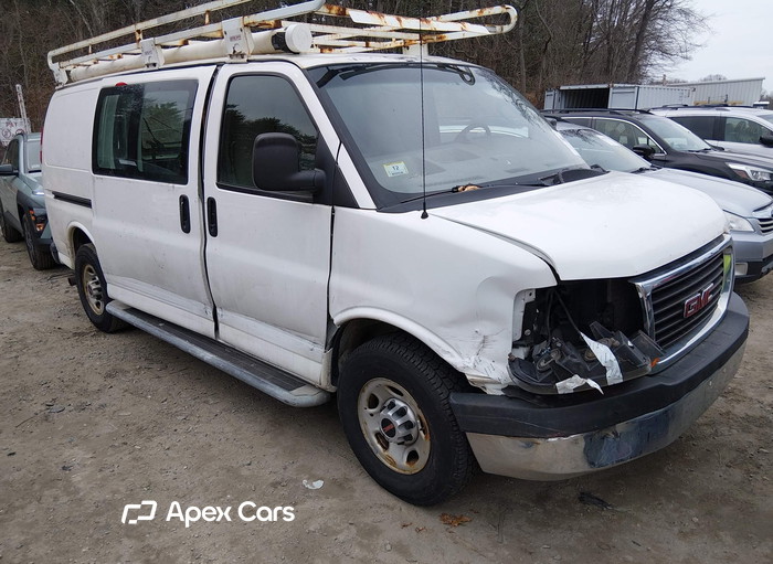 2017 GMC Savana - Image 1 of 5