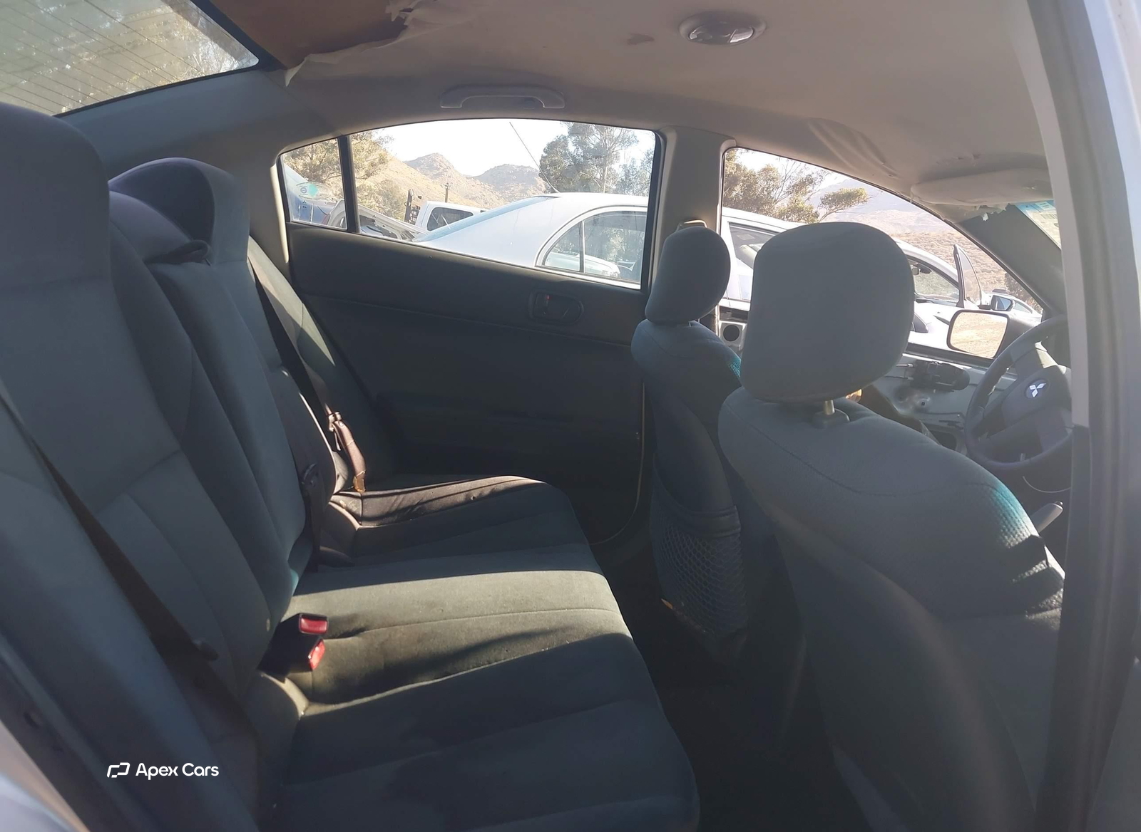 Mitsubishi Galant 2004