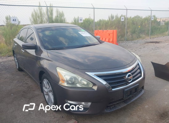 Nissan Altima 2014 - Image 1 of 11