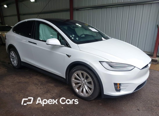 Tesla Model X 2020 - Image 1 of 18