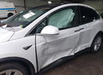Tesla Model X 2020