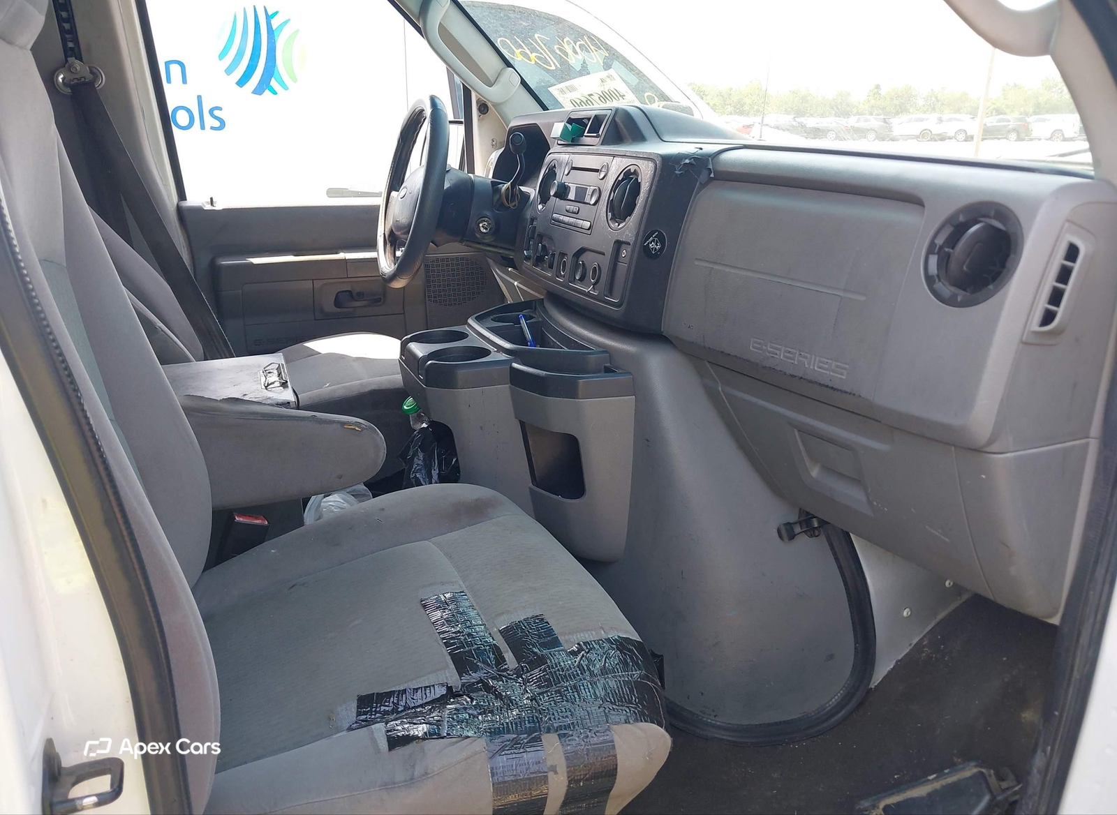 Ford Econoline 2010