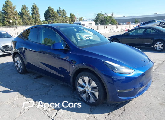 Tesla Model Y 2023 - Image 1 of 18