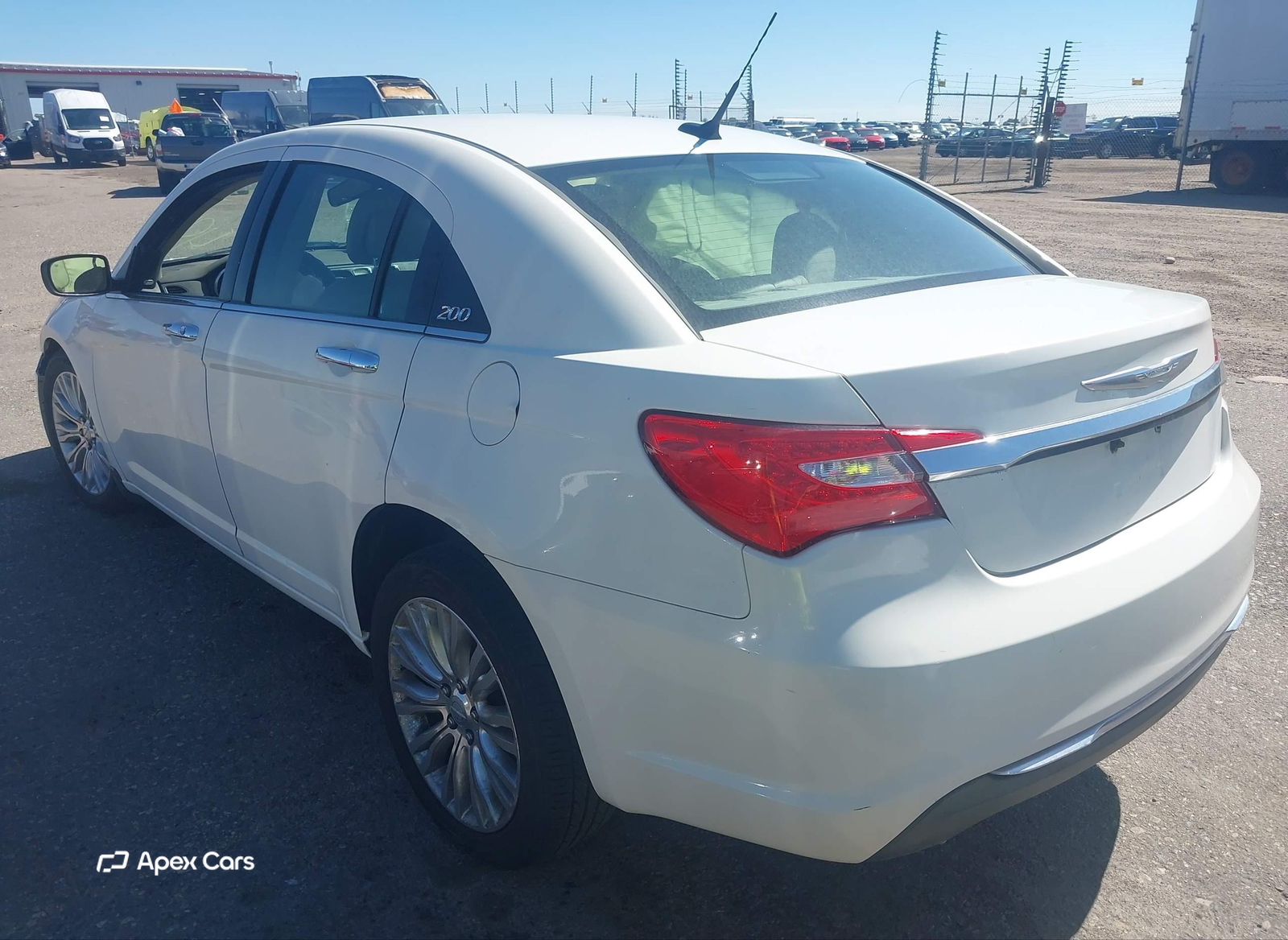 Chrysler 200 2011