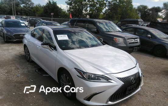 Lexus ES 2020 - Image 1 of 16