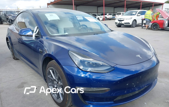 Tesla Model 3 2021 - Image 1 of 17