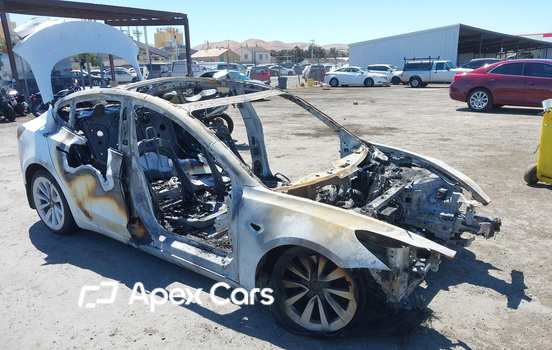 Tesla Model 3 2023 - Image 1 of 10