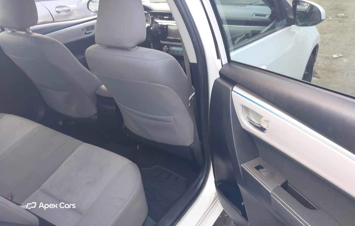 Toyota Corolla 2015