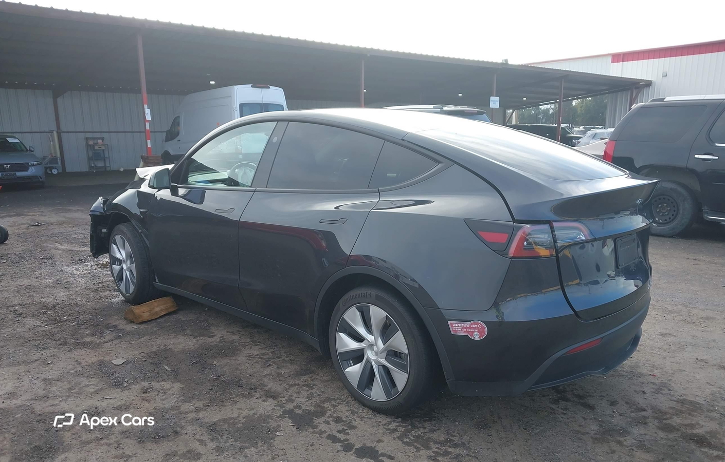 Tesla Model Y 2024