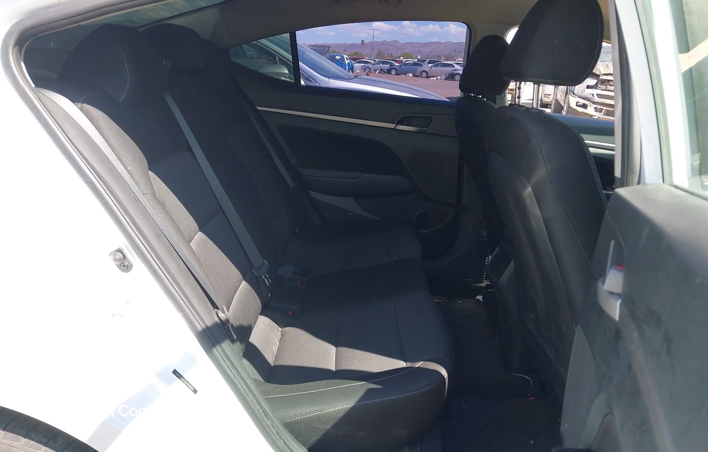 Hyundai Elantra 2018