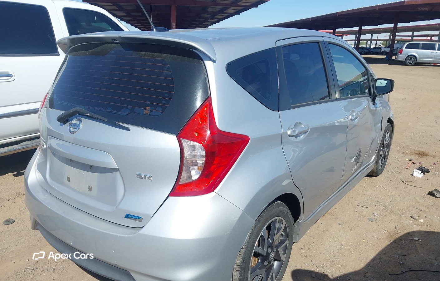 Nissan Versa 2015