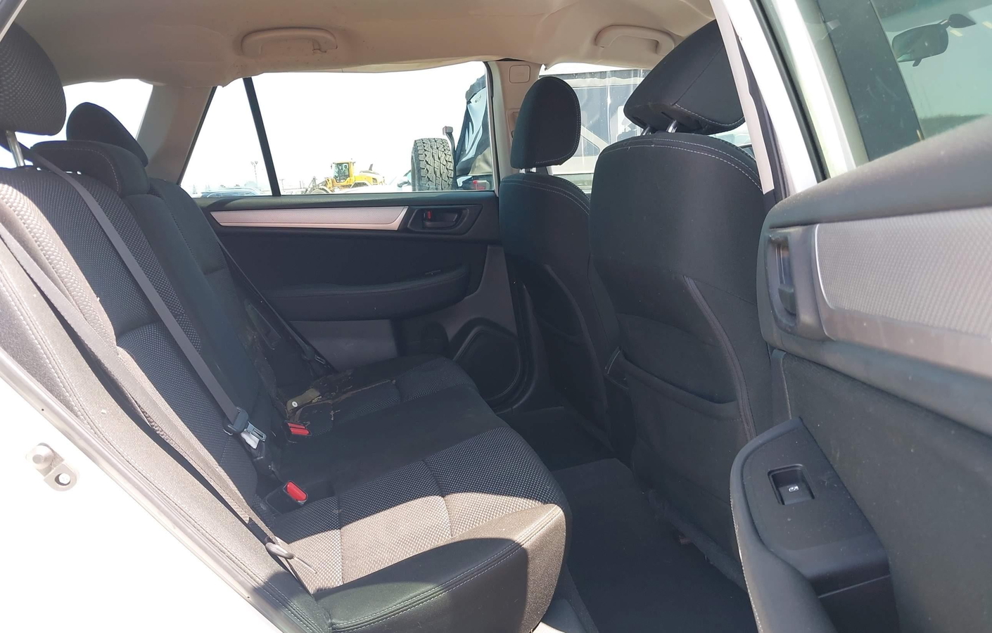 Subaru Outback 2017