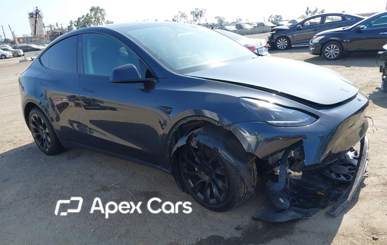 Tesla Model Y 2025 - Image 1 of 17