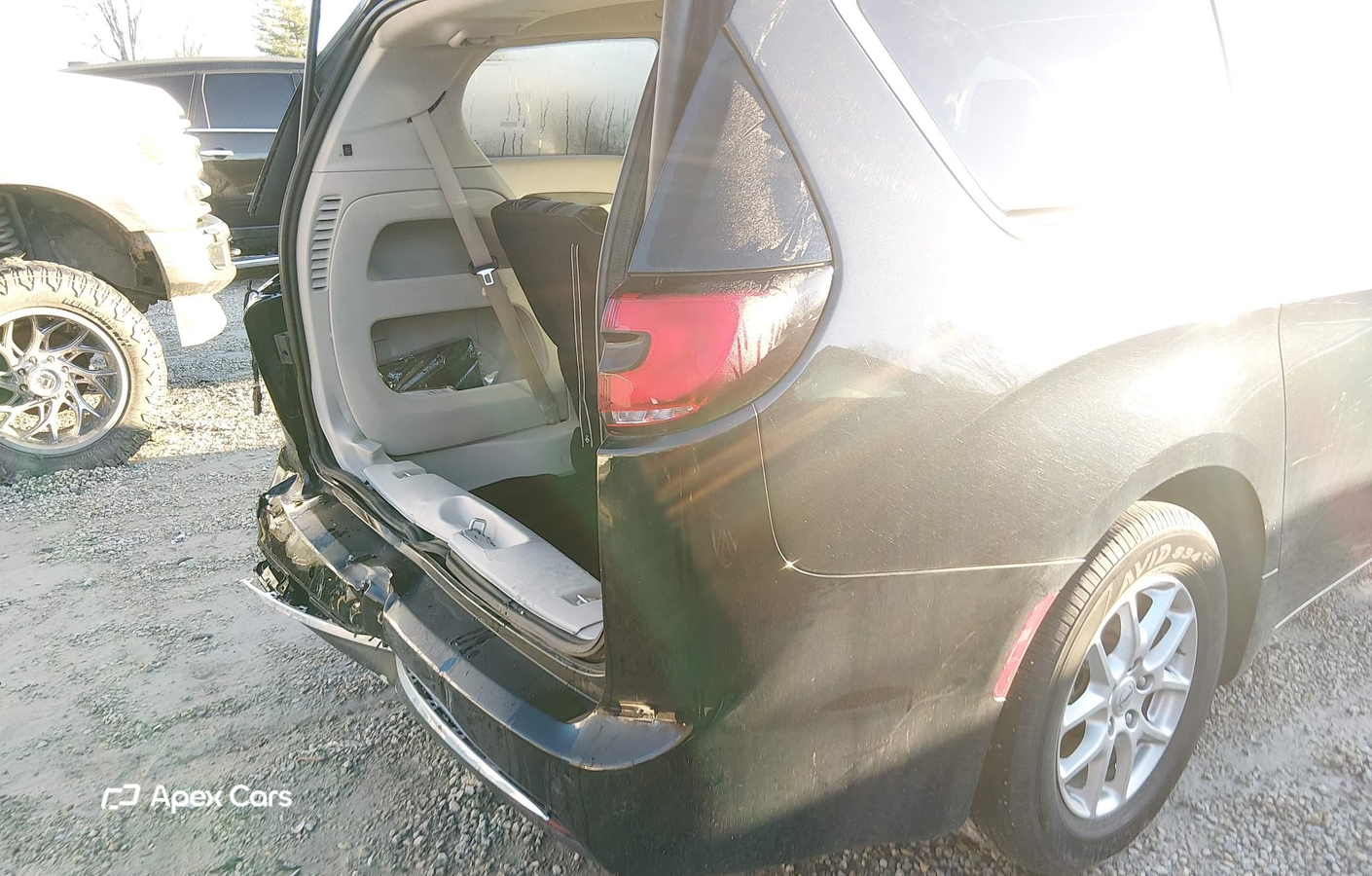 Chrysler Pacifica 2023