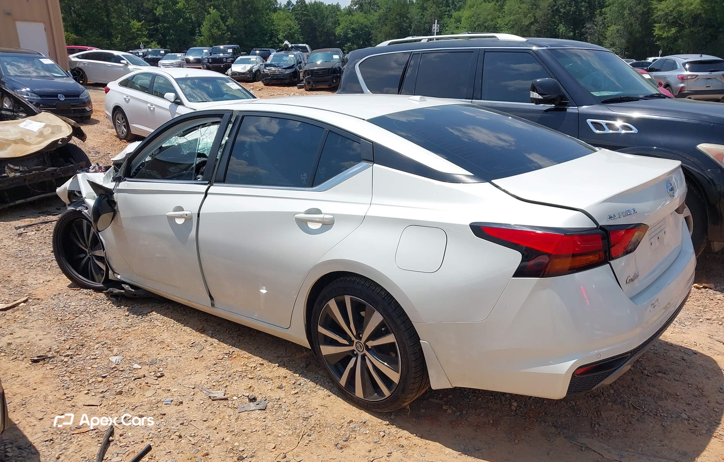 Nissan Altima 2020