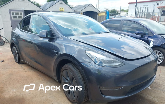 Tesla Model Y 2025 - Image 1 of 19