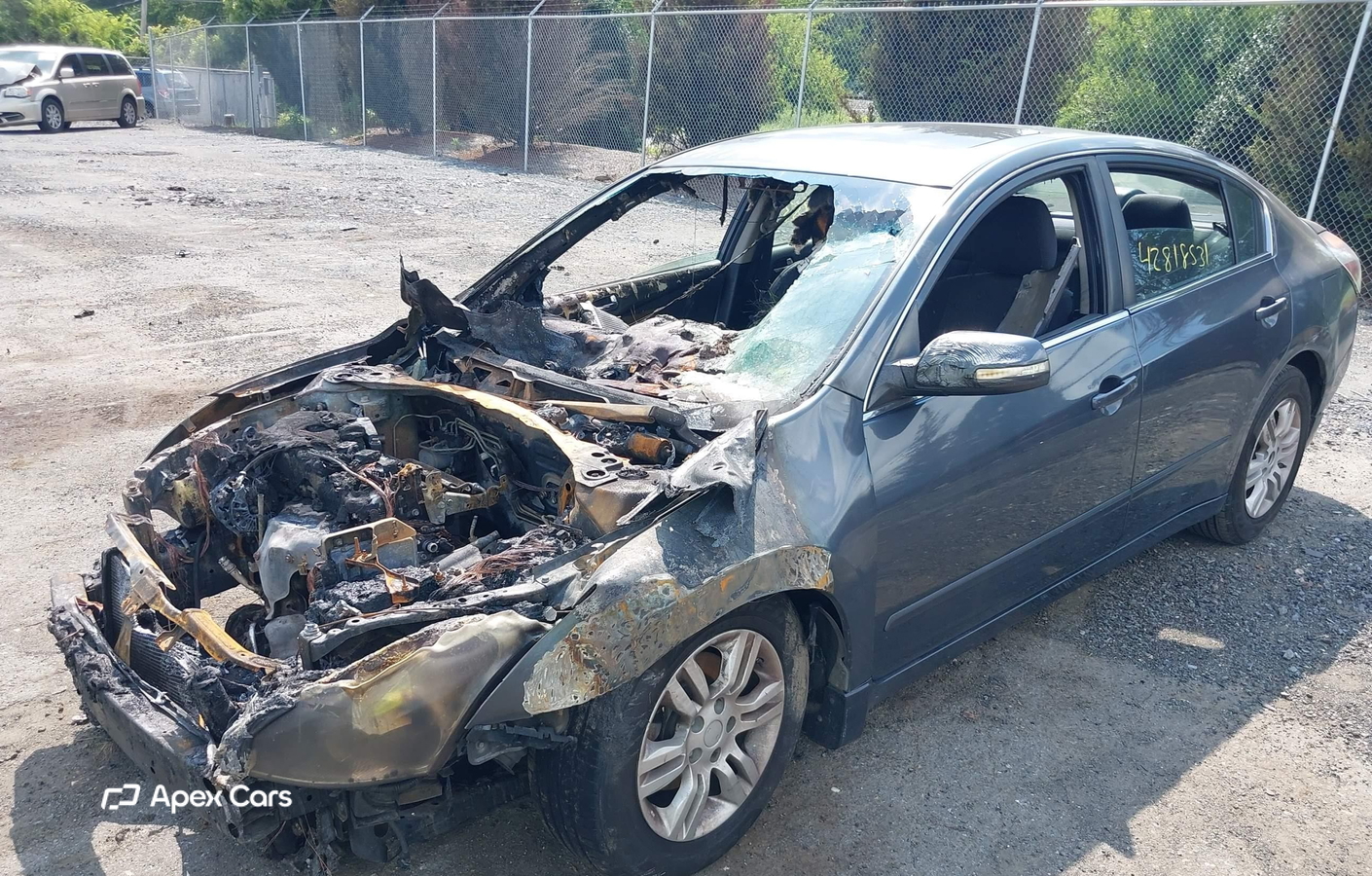 Nissan Altima 2011