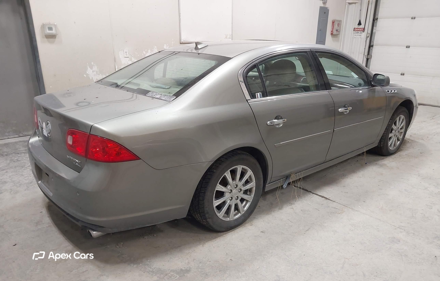 Buick Lucerne 2011