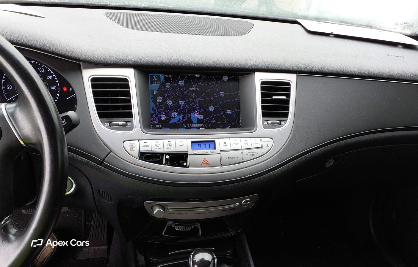 Hyundai Genesis 2012