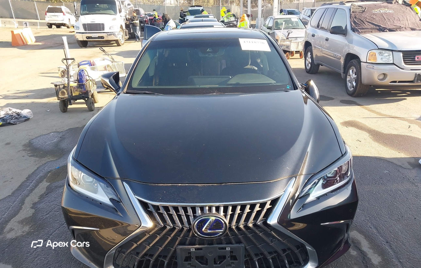 Lexus ES 2022