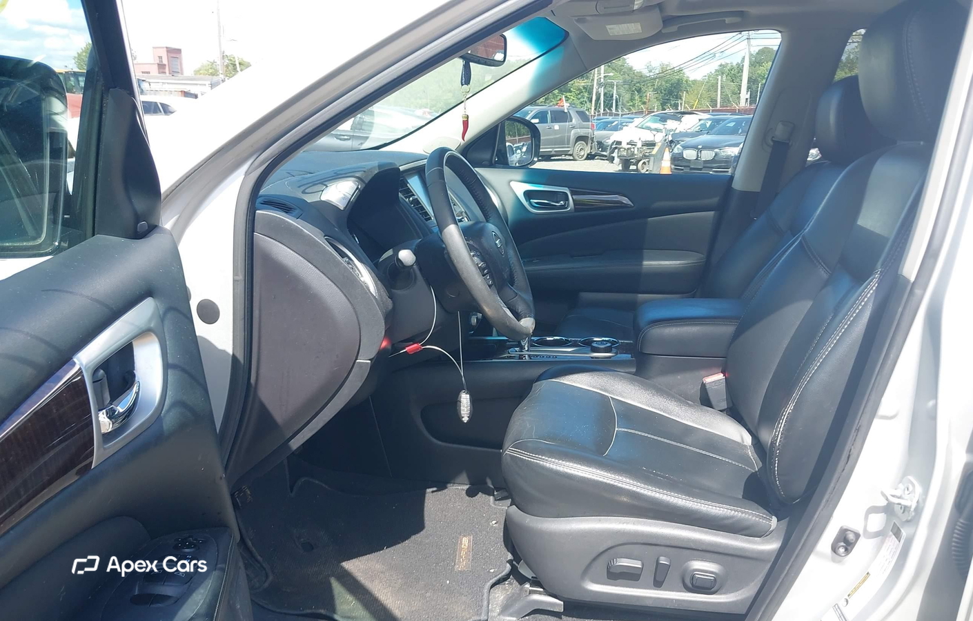 Nissan Pathfinder 2015