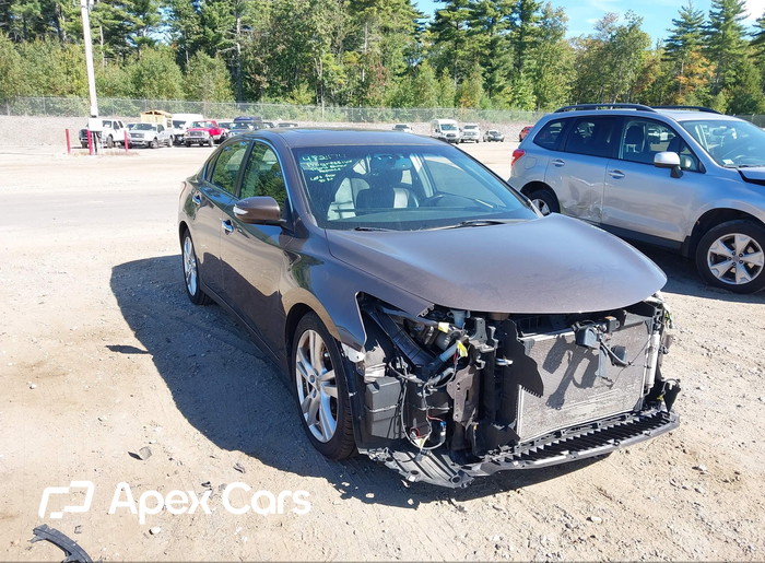 2013 Nissan Altima - Image 1 of 5