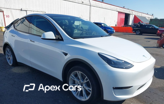 Tesla Model Y 2023 - Zdjęcie 1 z 15