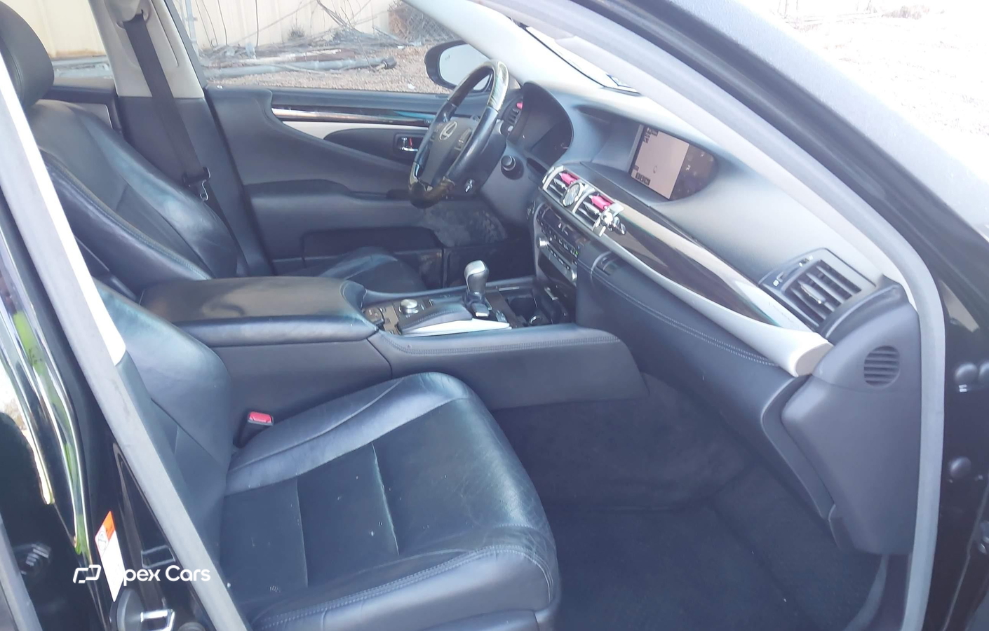 Lexus LS 2015