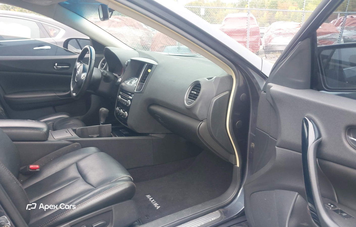 Nissan Maxima 2011