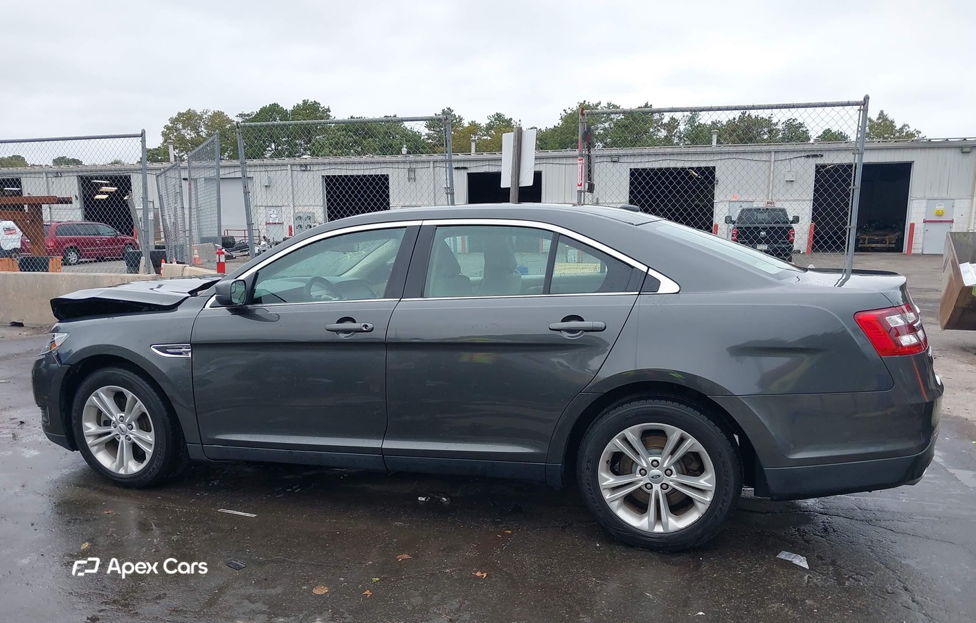 Ford Taurus 2019