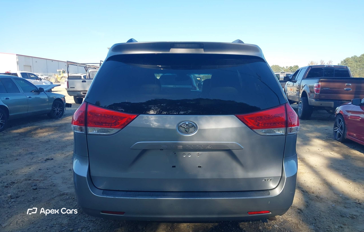 Toyota Sienna 2011