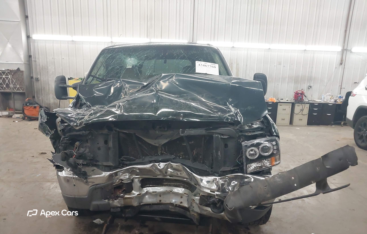 Ford Excursion 2002