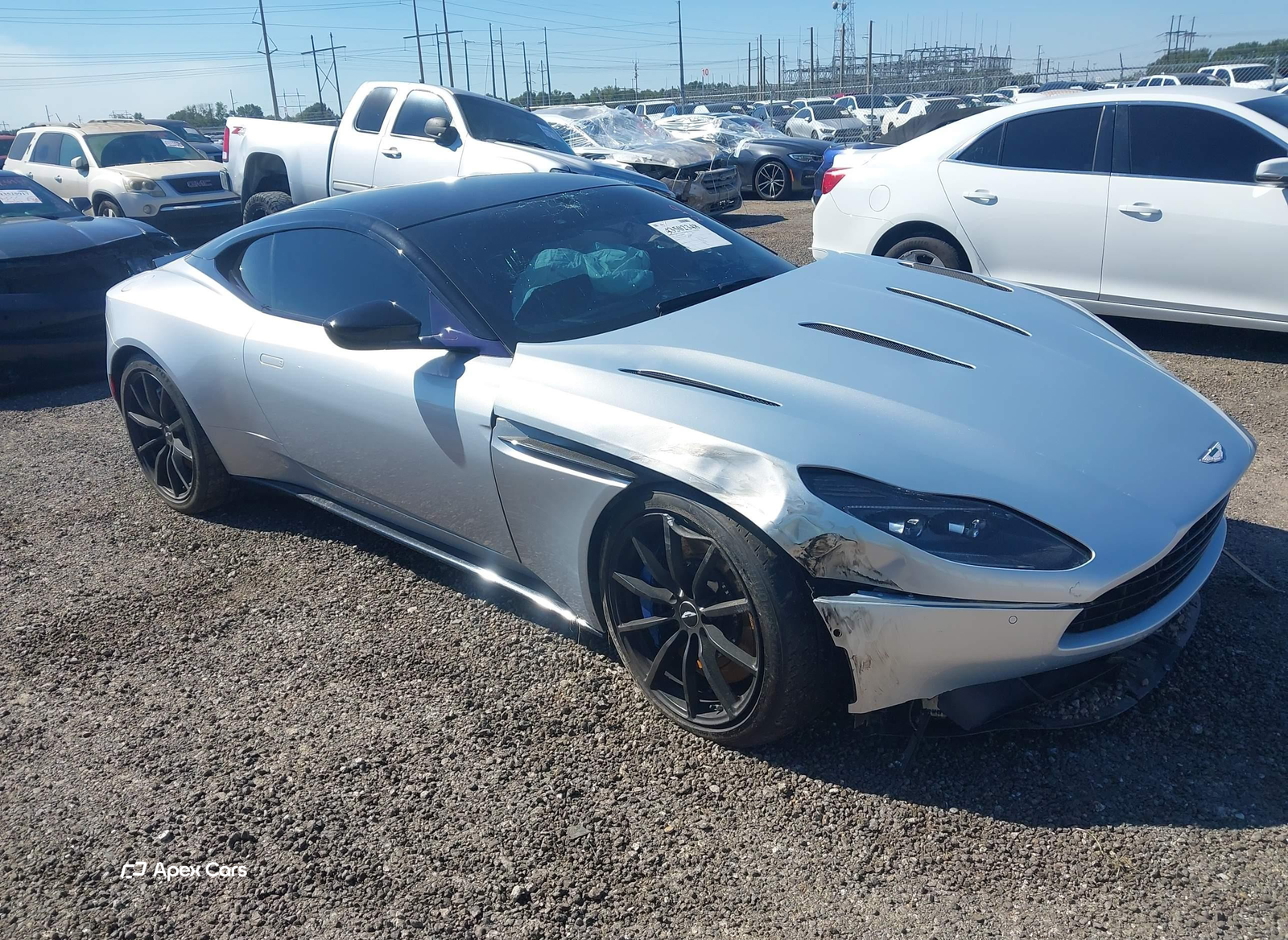 Aston Martin DB11 2019