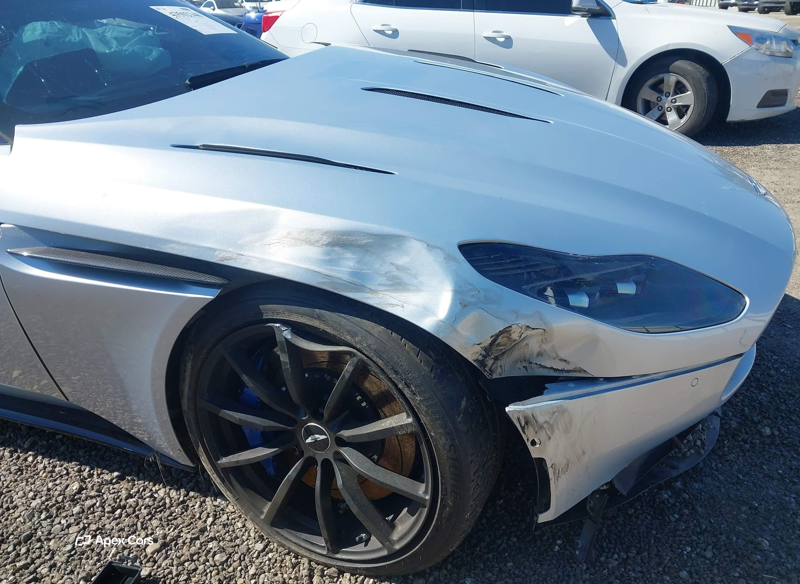 Aston Martin DB11 2019