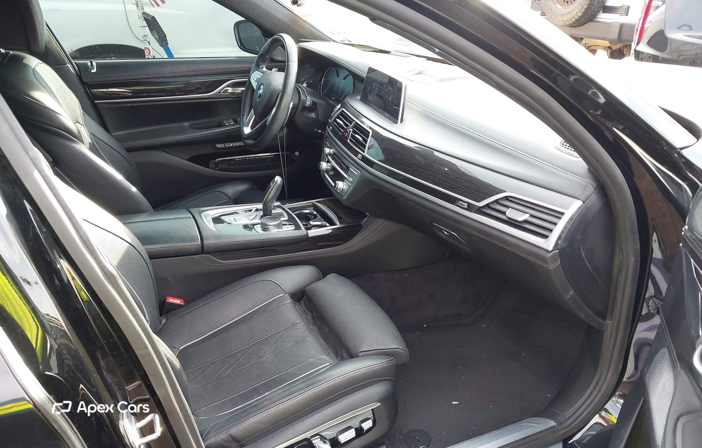 BMW Series 7 2016