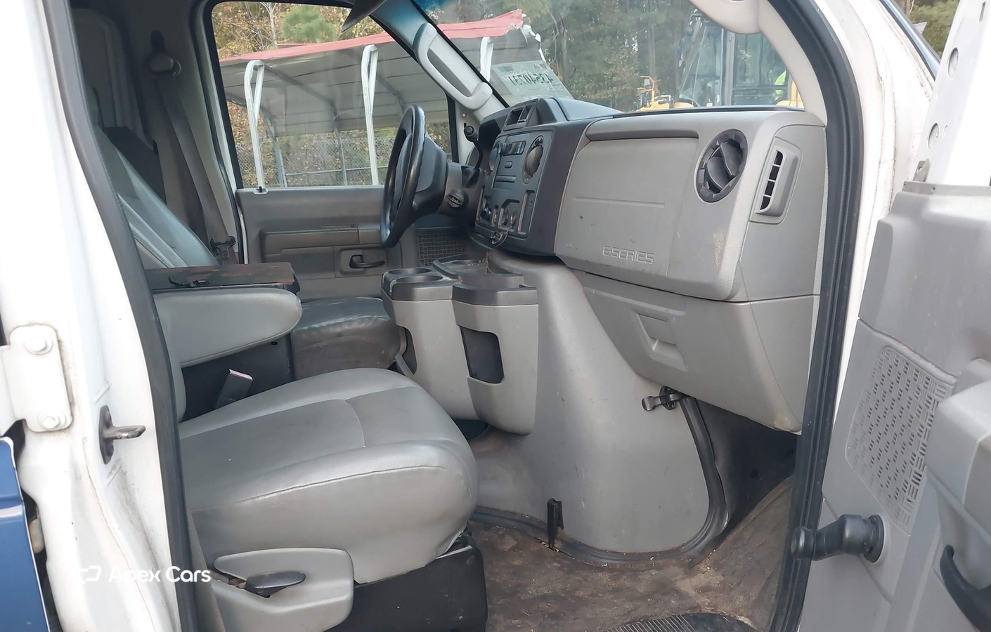 Ford Econoline 2011