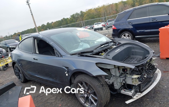 Tesla Model 3 2022 - Image 1 of 19