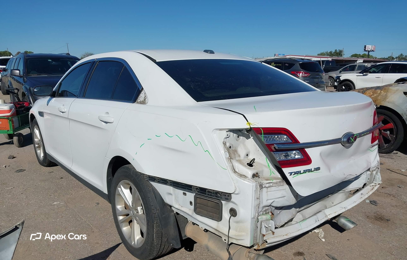 Ford Taurus 2016