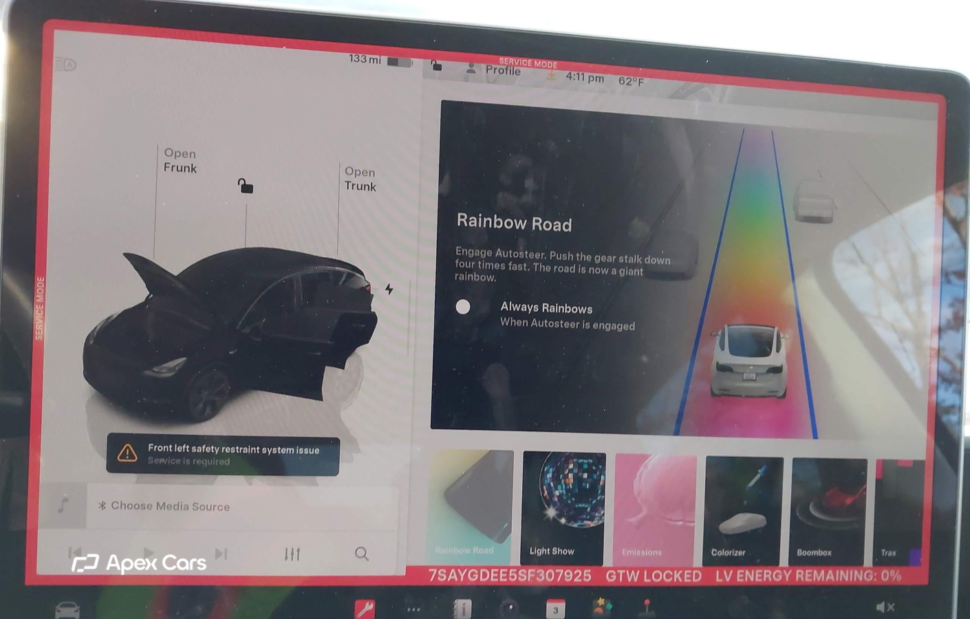 Tesla Model Y 2025